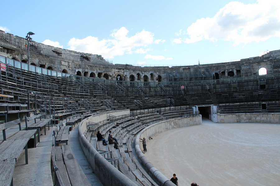 nimes 13